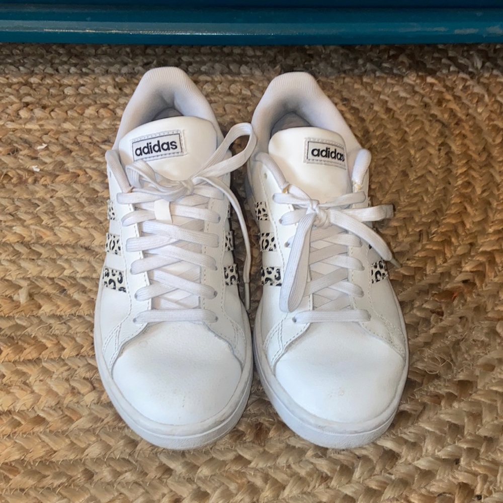 Adidas Cloudform comfort shoes